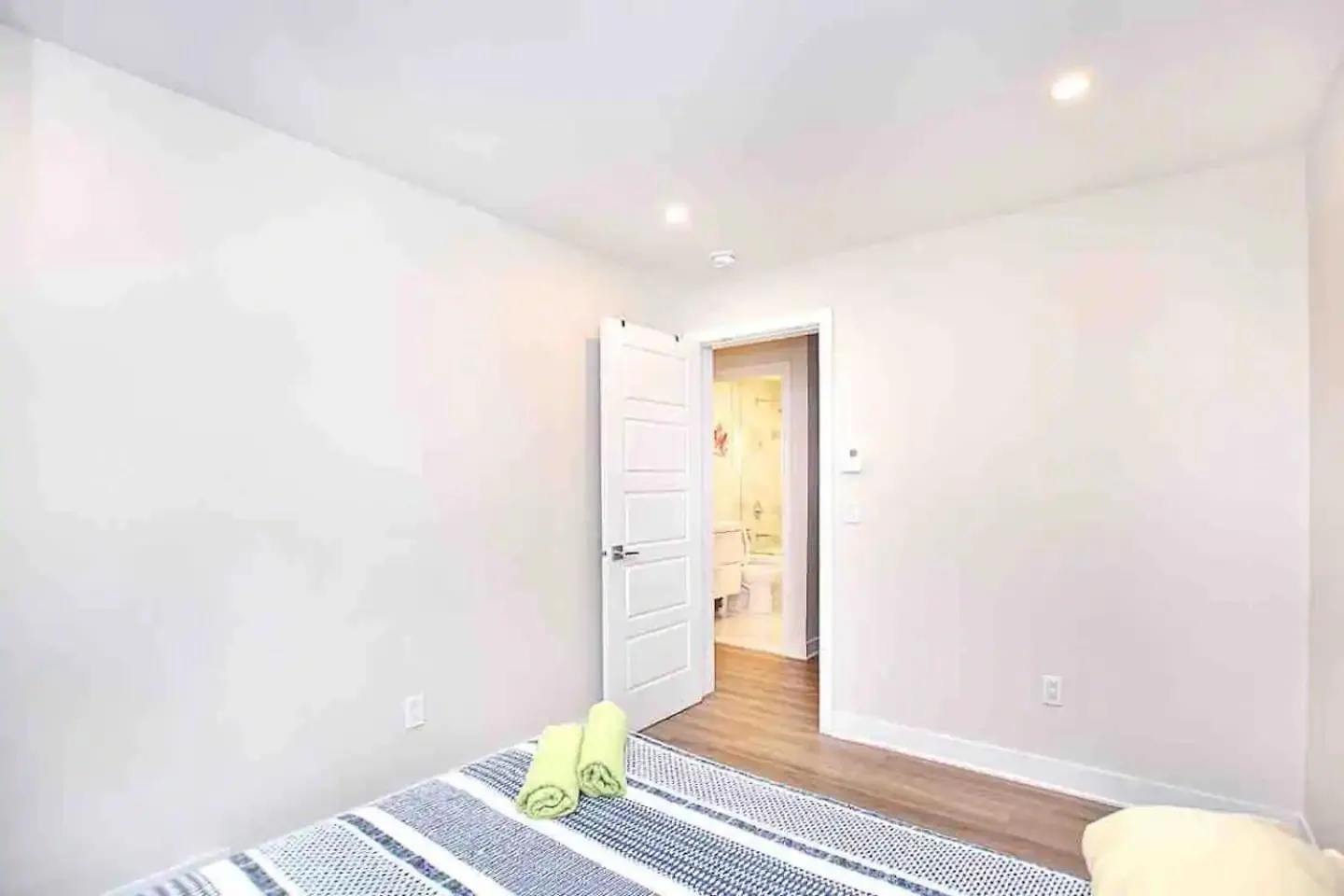 Beautiful 4-Bdr In Heart Of Plateau Mont-Royal Apartment Montreal 0*,  Canada
